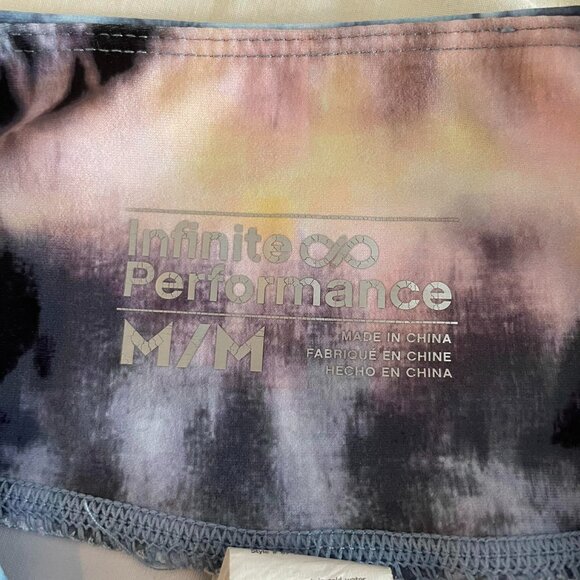 INFINITE PERFORMANCE LEGGING in pastel tie dye print, SIZE MEDIUM with pockets - Picture 2 of 7